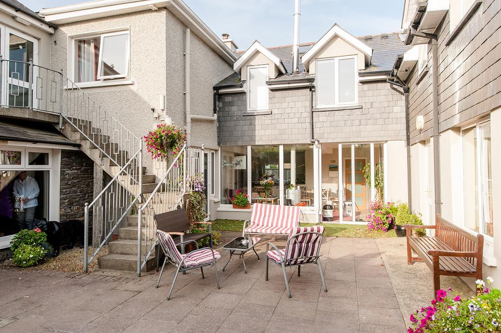 Macliam Lodge Guesthouse 크로나킬티 외부 사진